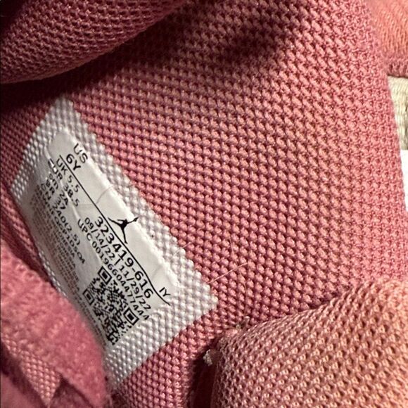 Jordan Kids Sneakers in Pink and White - Picture 6 of 6